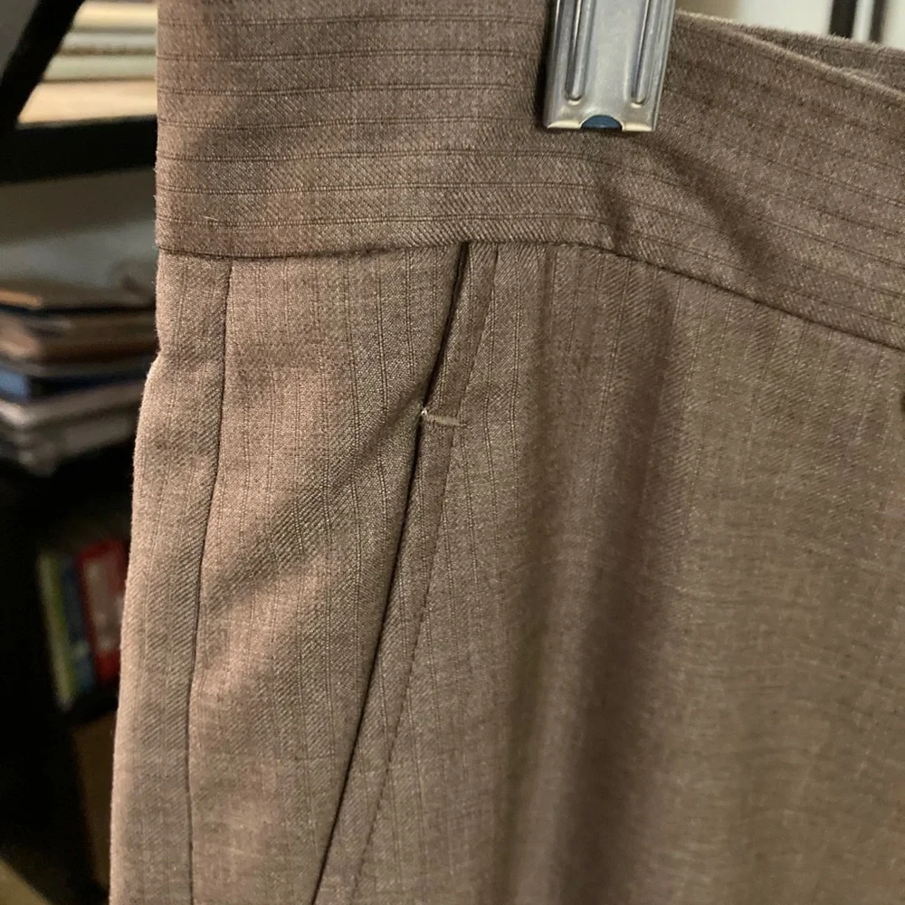 Perry Ellis 3-Button 2-Piece Suit